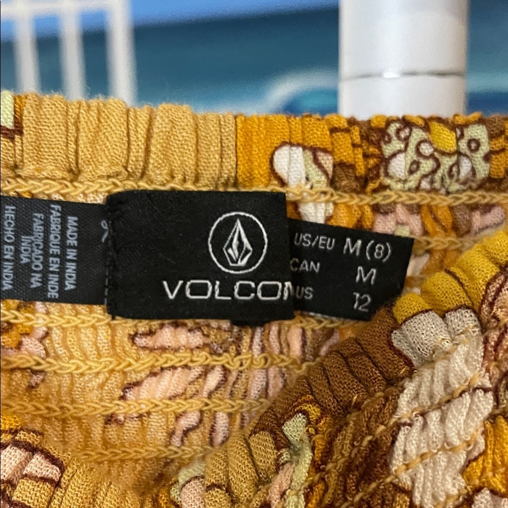 Volcom Floral Ruffle Crop Top - Picture 4 of 7